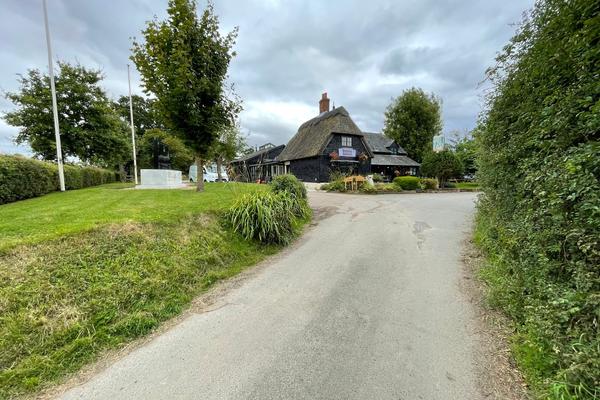 The Woodman Inn (Nuthampstead) – Bild 2 vergrößern