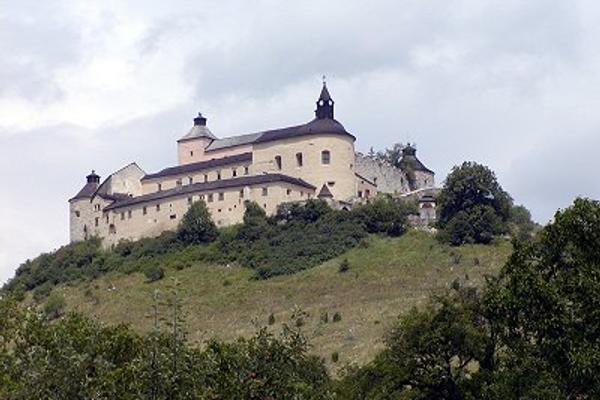 Burg Krásna Hôrka (Hrad Krásna Hôrka / Krasznahorka, I/16) – Bild 1 vergrößern