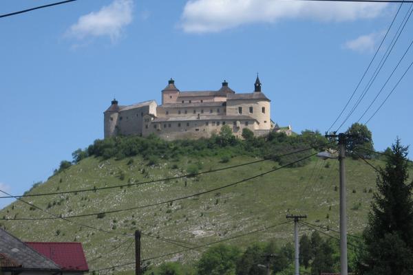 Burg Krásna Hôrka (Hrad Krásna Hôrka / Krasznahorka, I/16) – Bild 2 vergrößern
