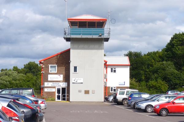 Pathfinder Café (Blackbushe Airport) – Bild 2 vergrößern