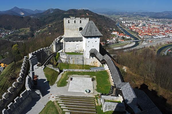 Burg Celje (Celjski grad / Stari grad Celje) – Bild 2 vergrößern