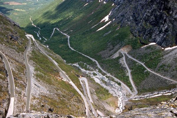 Trollstigen (Trollstigvegen, Fv 63) – Bild 1 vergrößern