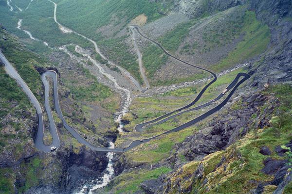 Trollstigen (Trollstigvegen, Fv 63) – Bild 2 vergrößern