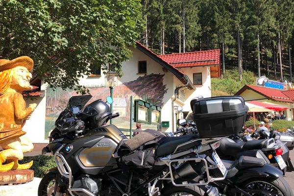 Biker-Boxenstopp Sterngrund (Hotel & Restaurant Sterngrund) – Bild 3 vergrößern
