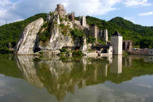 Festung Golubac (Golubački grad / Голубачки град) – Bild 1 vergrößern