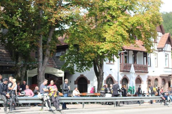 Bikertreff Glemseck (an der Solitude) – Bild 2 vergrößern